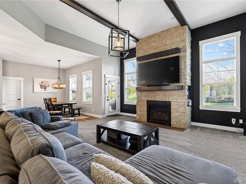 7425 Stoneham Circle, Clearcreek Township, OH 45066 Photo 6