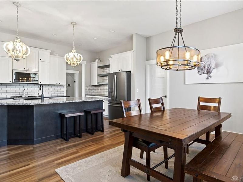 7425 Stoneham Circle, Clearcreek Township, OH 45066 Photo 8