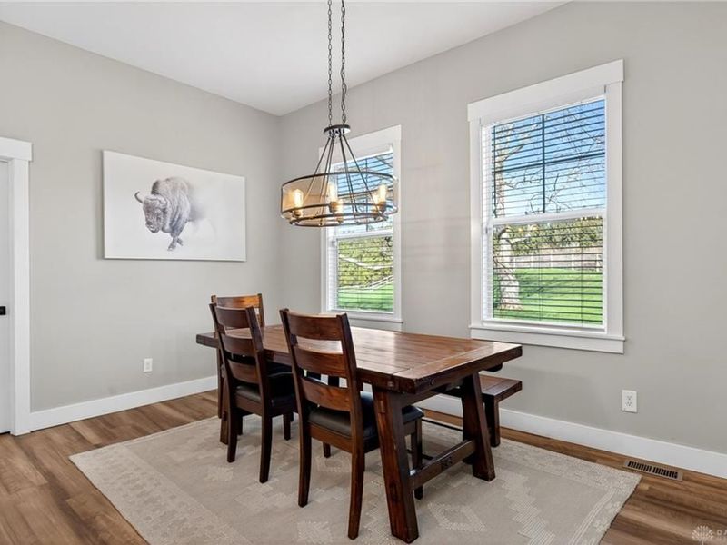 7425 Stoneham Circle, Clearcreek Township, OH 45066 Photo 9