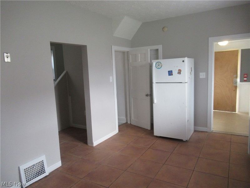 5137 Miller Avenue, Maple Heights, OH 44137 Photo 9