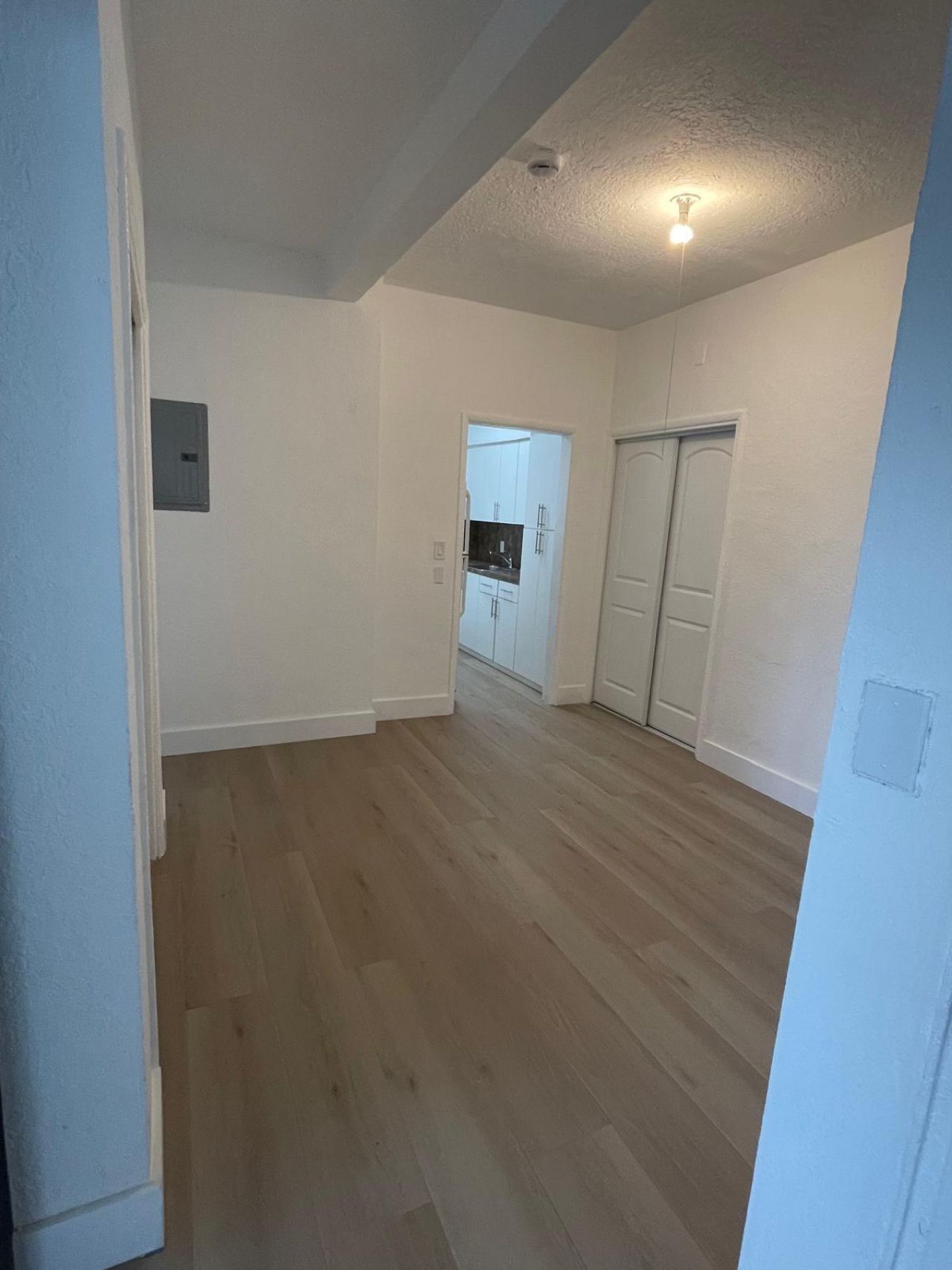 6910 Byron Avenue, Unit 3, Miami Beach, FL 33141 Photo