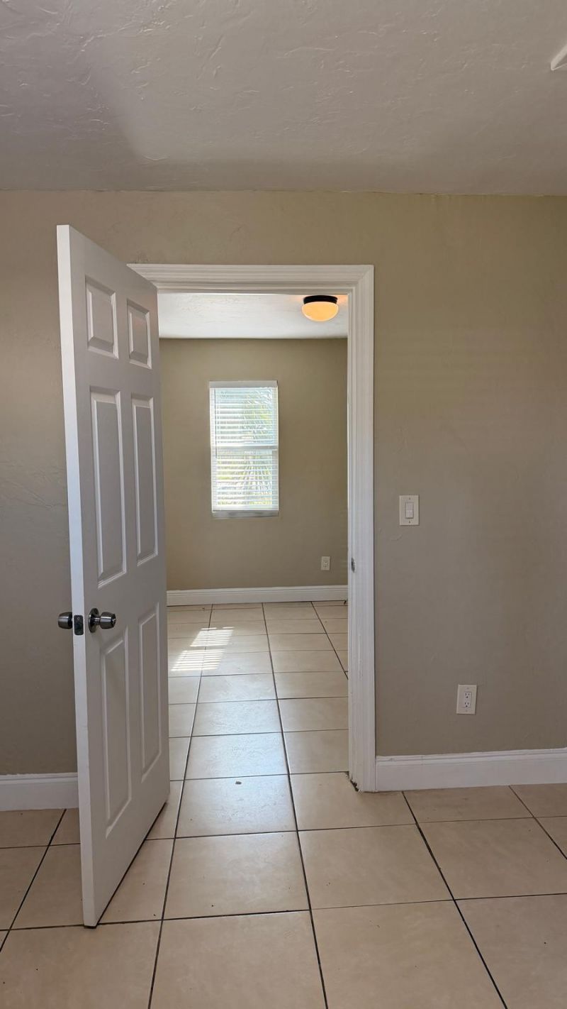 752 Martin Luther King Junior Boulevard, Unit Apt 5, Riviera Beach, FL 33404 Photo