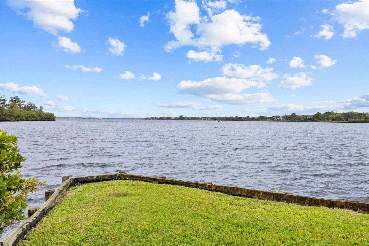 12198 SE Riverbend Lane, Port Saint Lucie, FL 34984 Photo