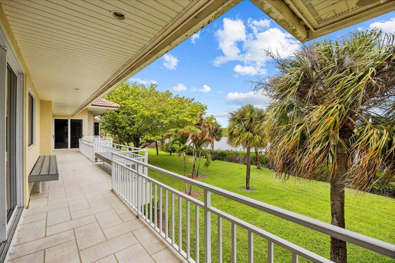 12198 SE Riverbend Lane, Port Saint Lucie, FL 34984 Photo
