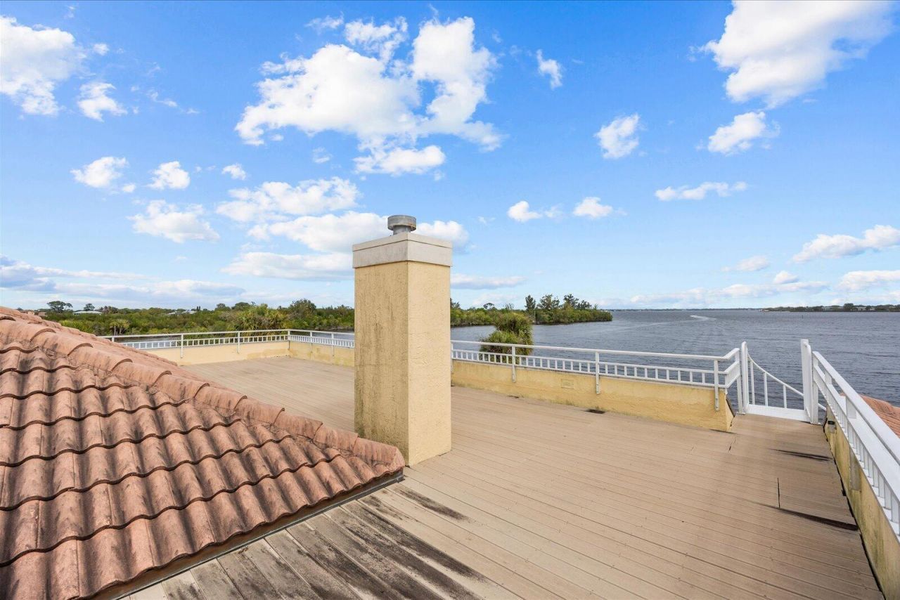 12198 SE Riverbend Lane, Port Saint Lucie, FL 34984 Photo