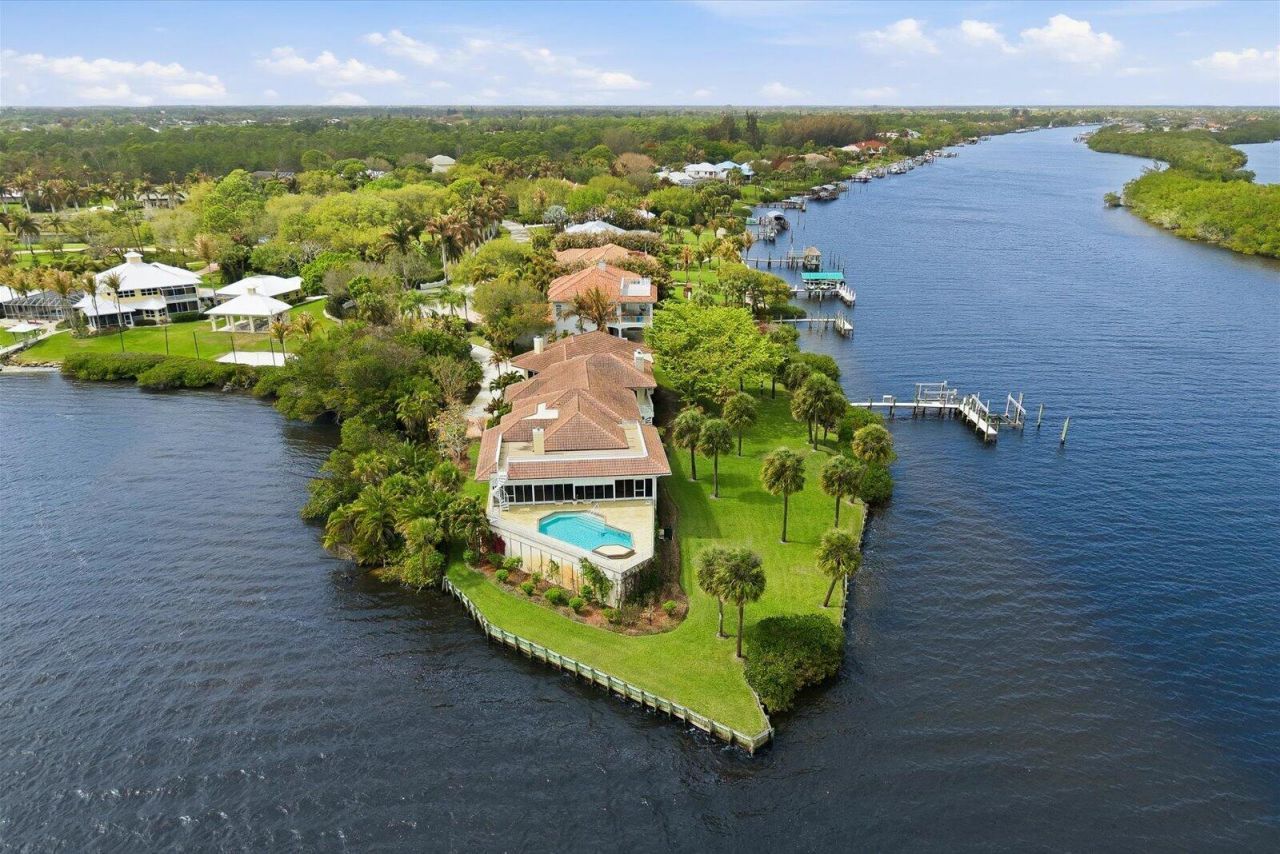 12198 SE Riverbend Lane, Port Saint Lucie, FL 34984 Photo