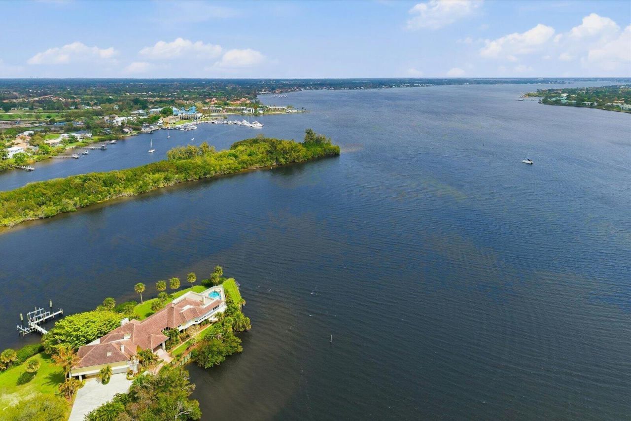 12198 SE Riverbend Lane, Port Saint Lucie, FL 34984 Photo