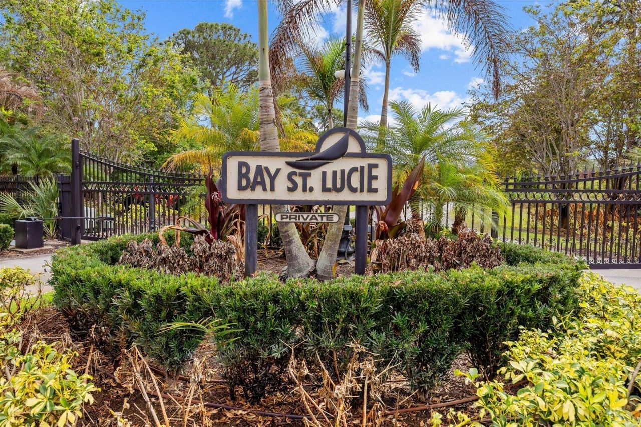 12198 SE Riverbend Lane, Port Saint Lucie, FL 34984 Photo