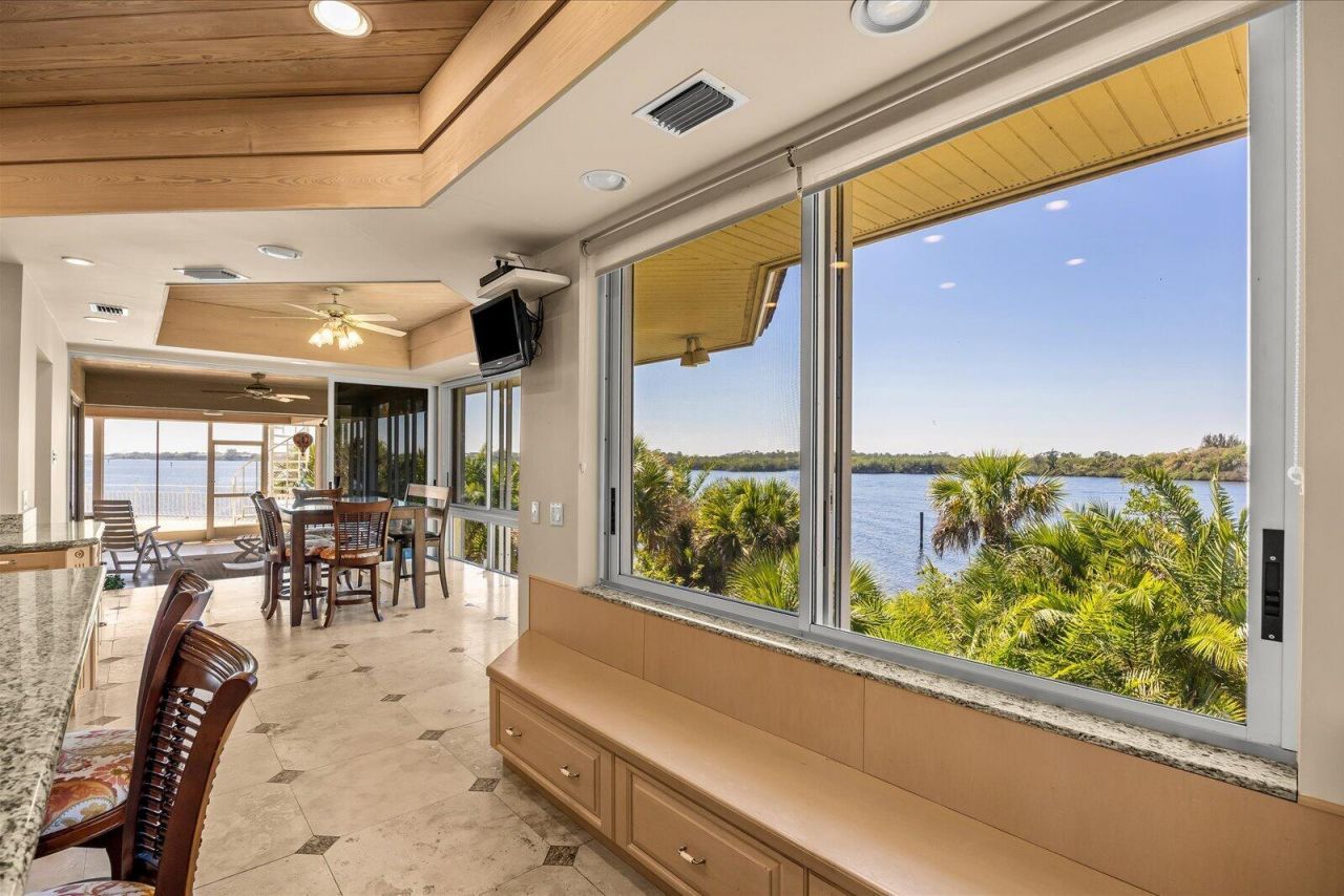 12198 SE Riverbend Lane, Port Saint Lucie, FL 34984 Photo