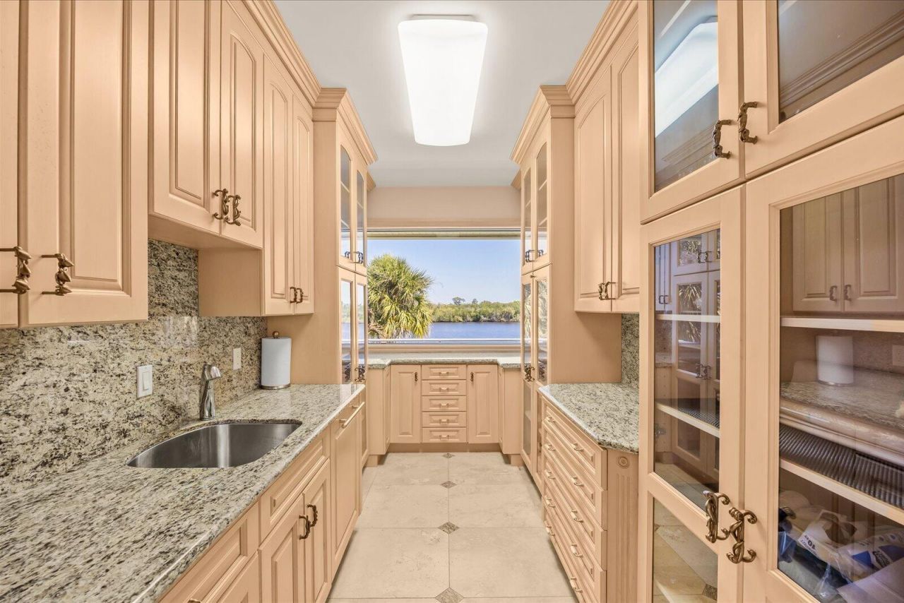 12198 SE Riverbend Lane, Port Saint Lucie, FL 34984 Photo