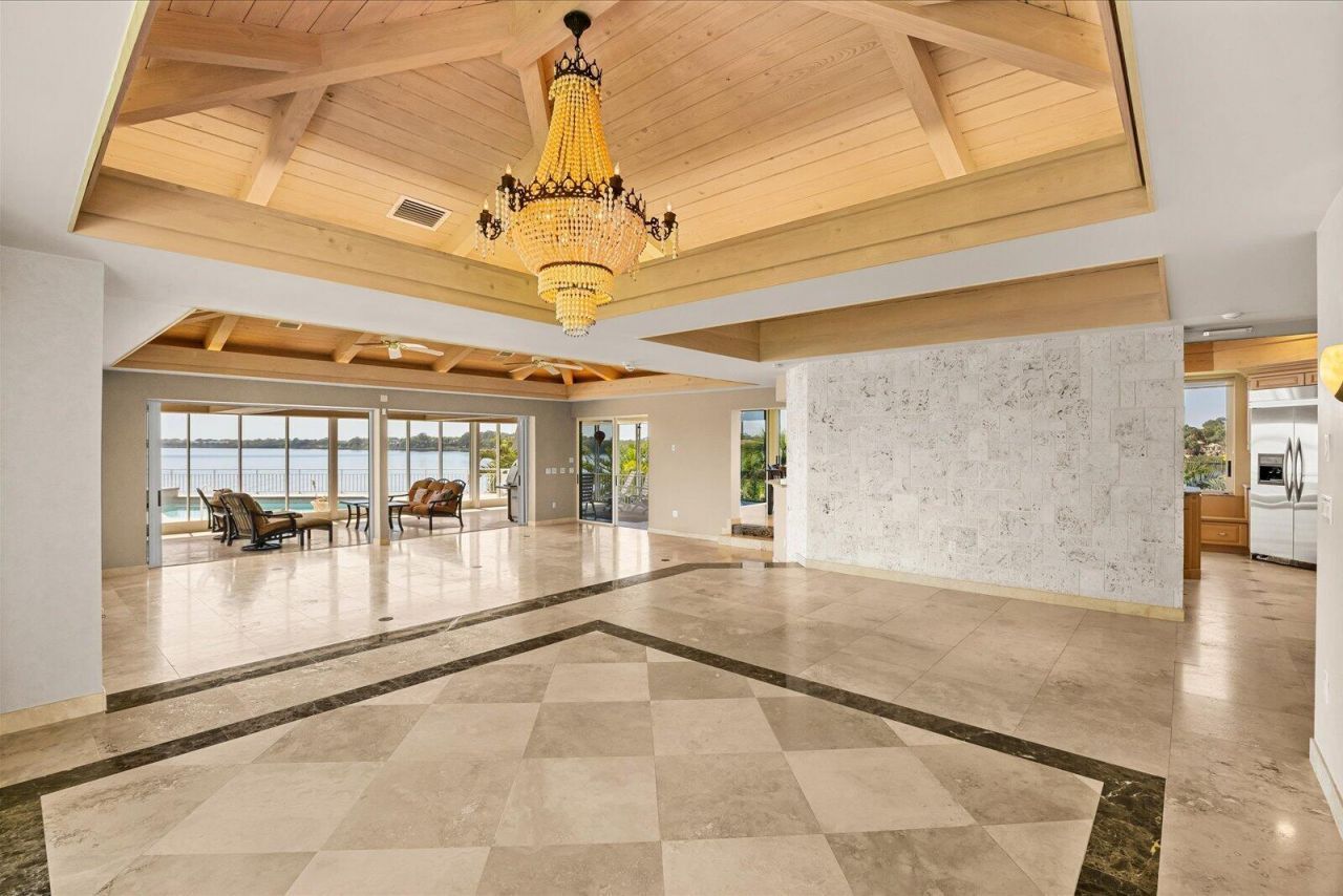 12198 SE Riverbend Lane, Port Saint Lucie, FL 34984 Photo