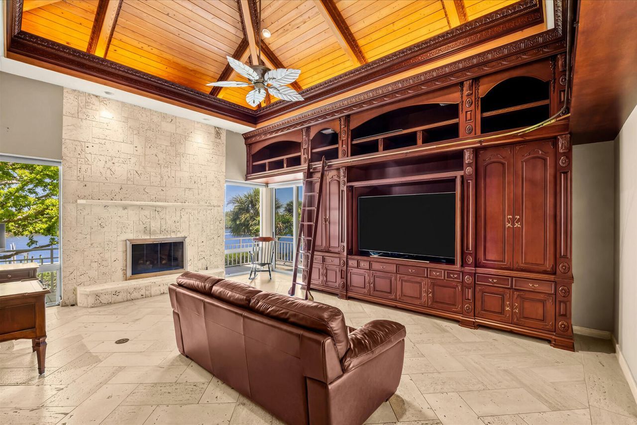 12198 SE Riverbend Lane, Port Saint Lucie, FL 34984 Photo