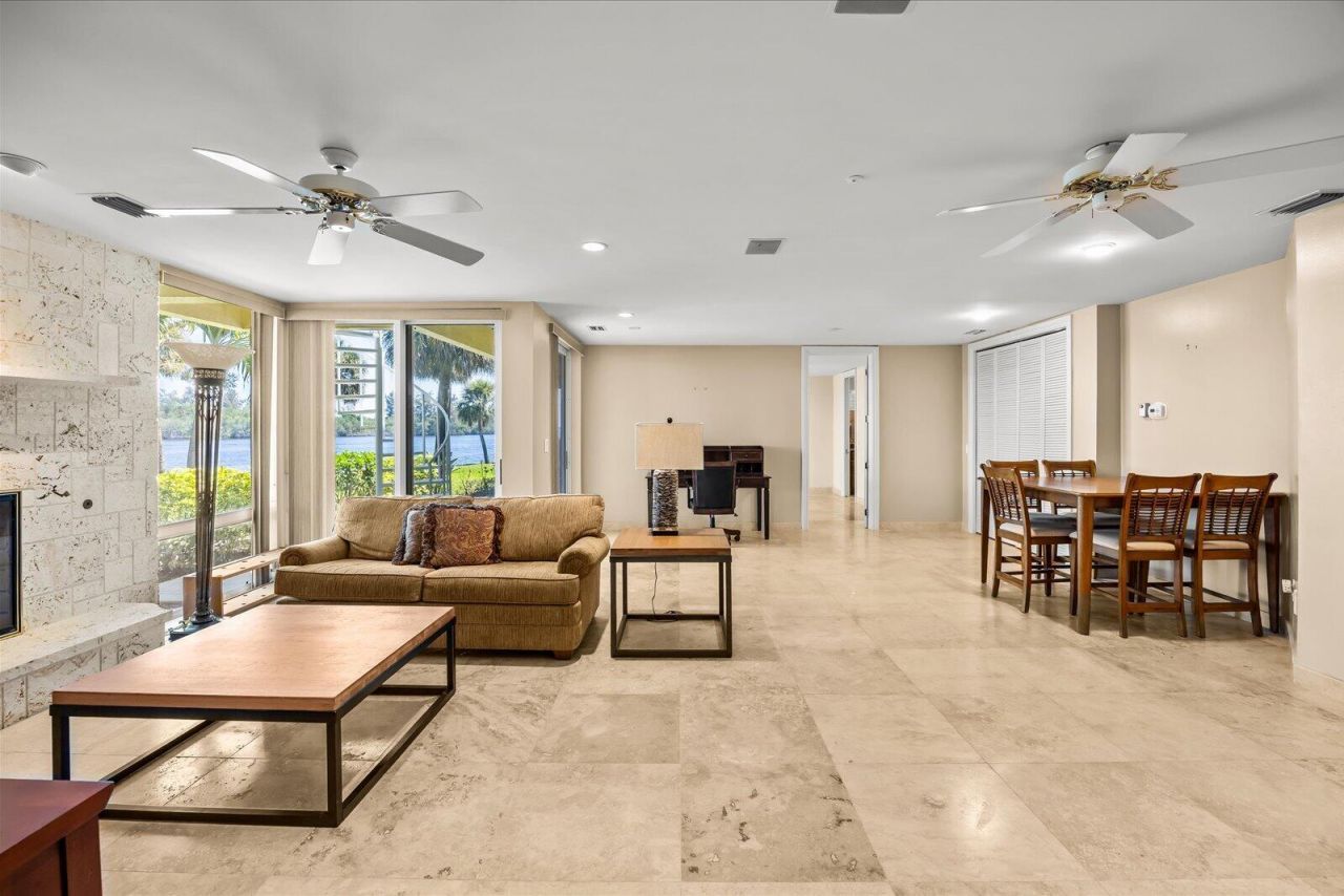 12198 SE Riverbend Lane, Port Saint Lucie, FL 34984 Photo
