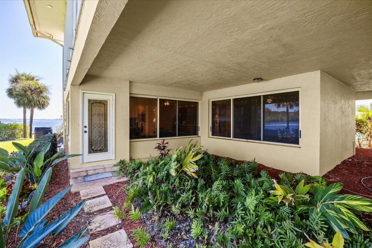 12198 SE Riverbend Lane, Port Saint Lucie, FL 34984 Photo