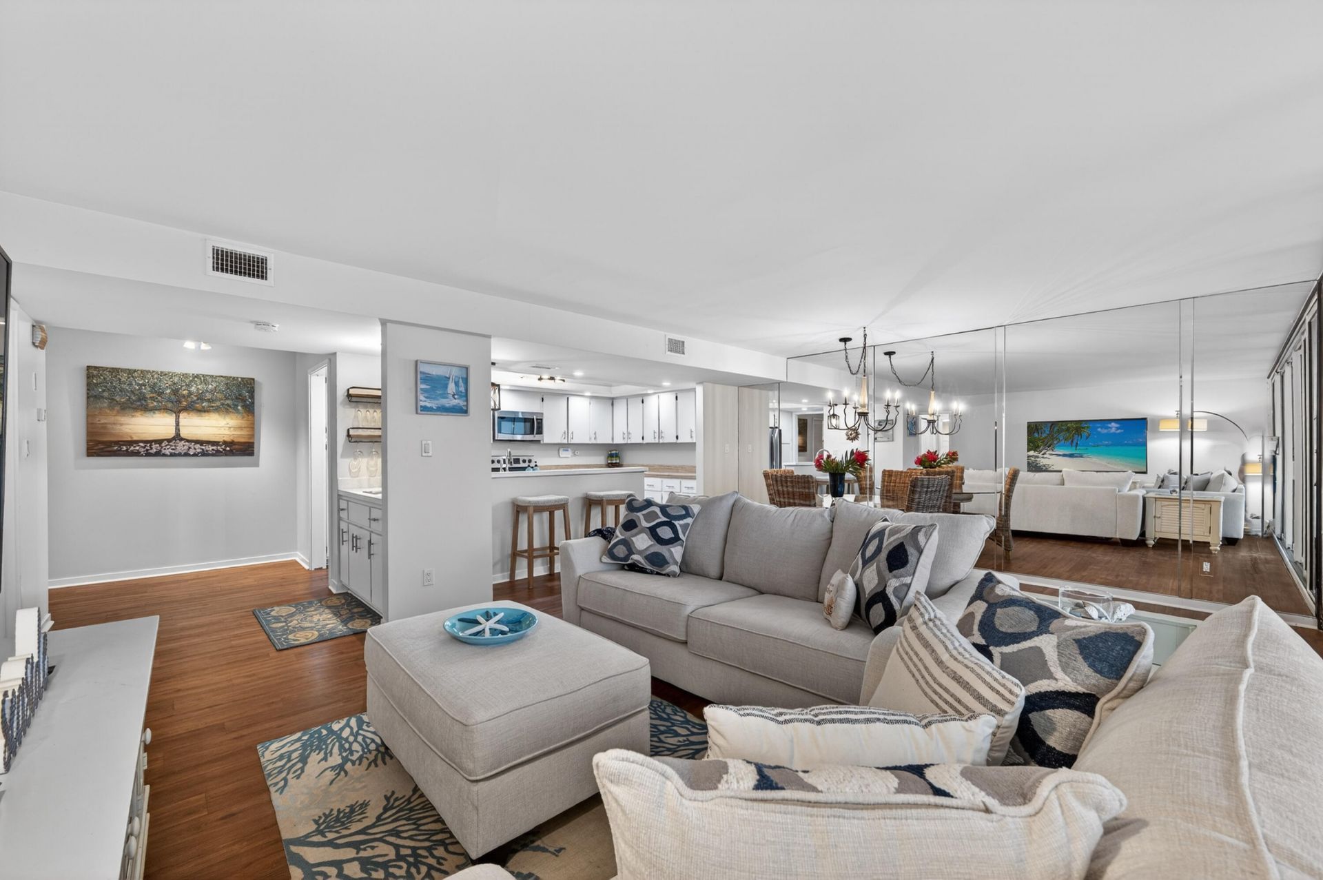 669 NE Plantation Road, Unit 308, Hutchinson Island, FL 34996 Photo