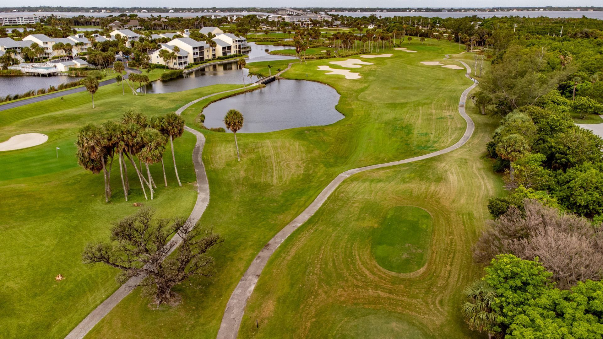 669 NE Plantation Road, Unit 308, Hutchinson Island, FL 34996 Photo