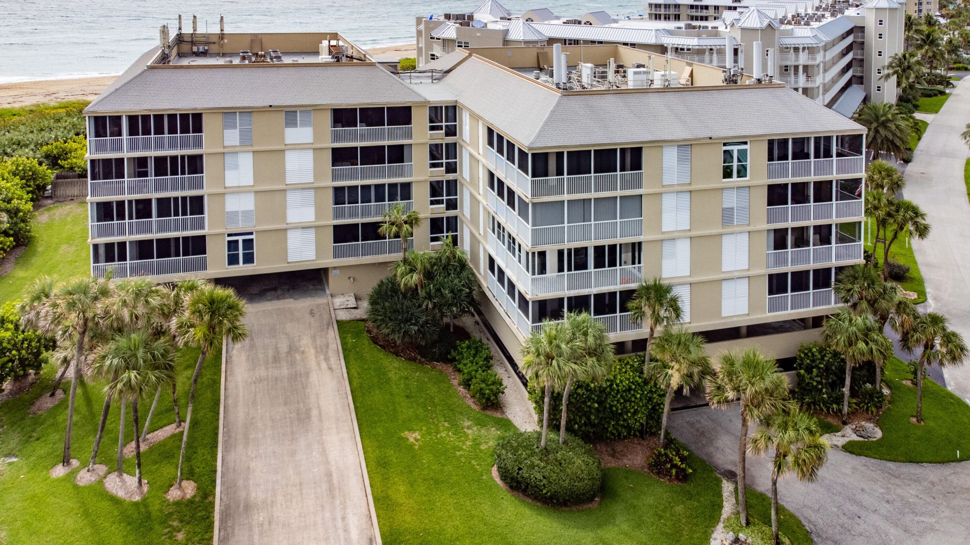 669 NW Plantation Road, Unit 308, Hutchinson Island, FL 34996 Photo