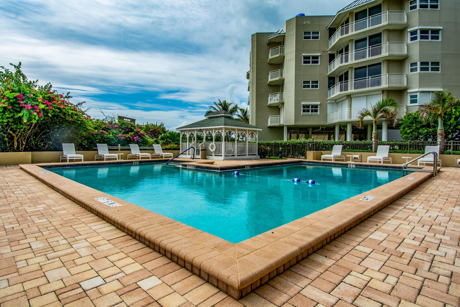 669 NW Plantation Road, Unit 308, Hutchinson Island, FL 34996 Photo