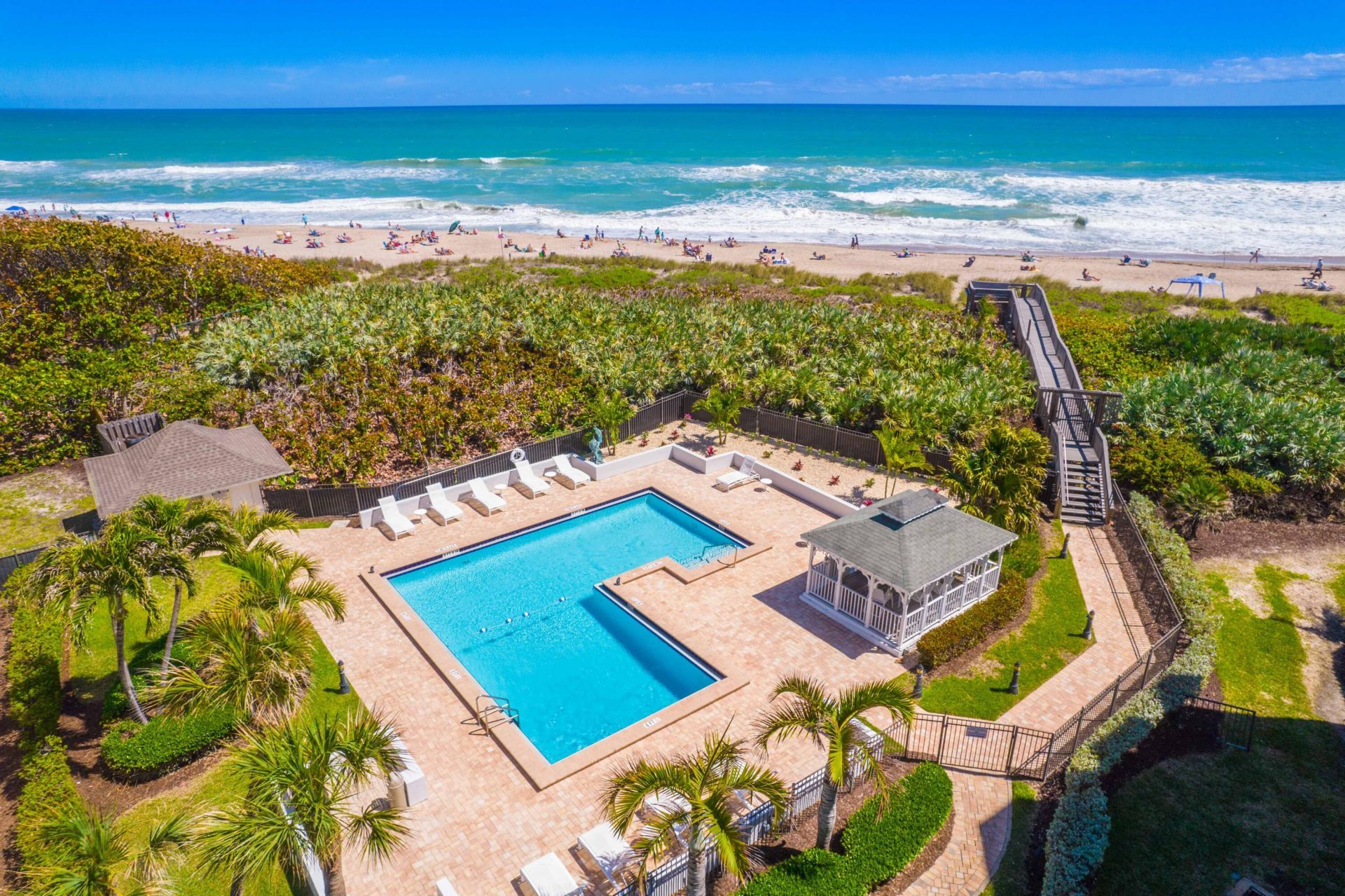 669 NE Plantation Road, Unit 308, Hutchinson Island, FL 34996 Photo
