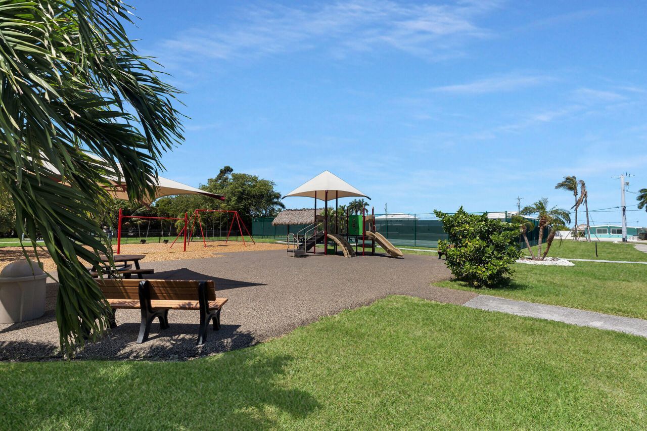 70 7th Street, Key Colony, FL 33051 Photo