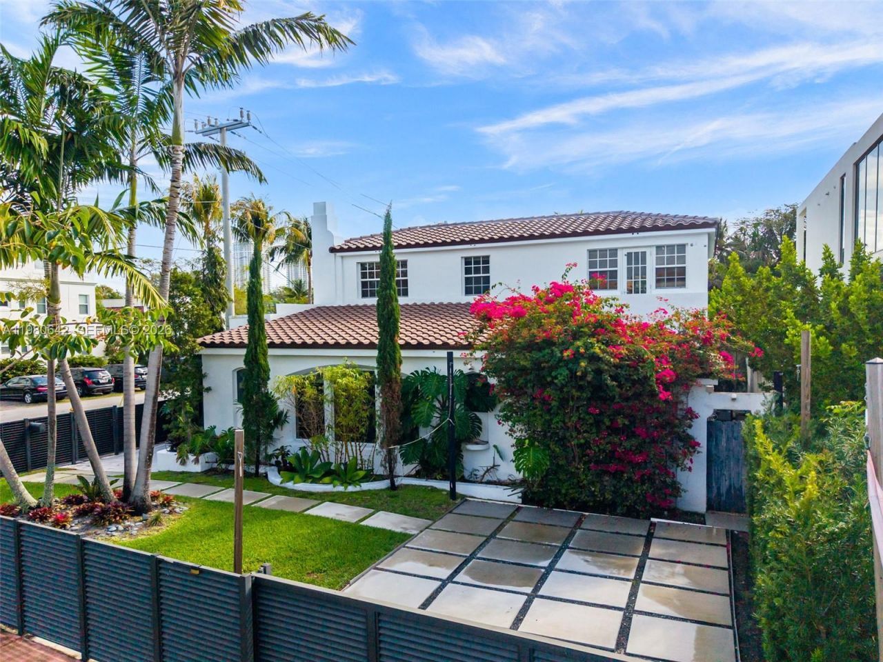 4491 Prairie Ave, Miami Beach, FL 33140 Photo