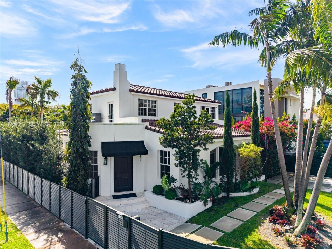 4491 Prairie Ave, Miami Beach, FL 33140 Photo