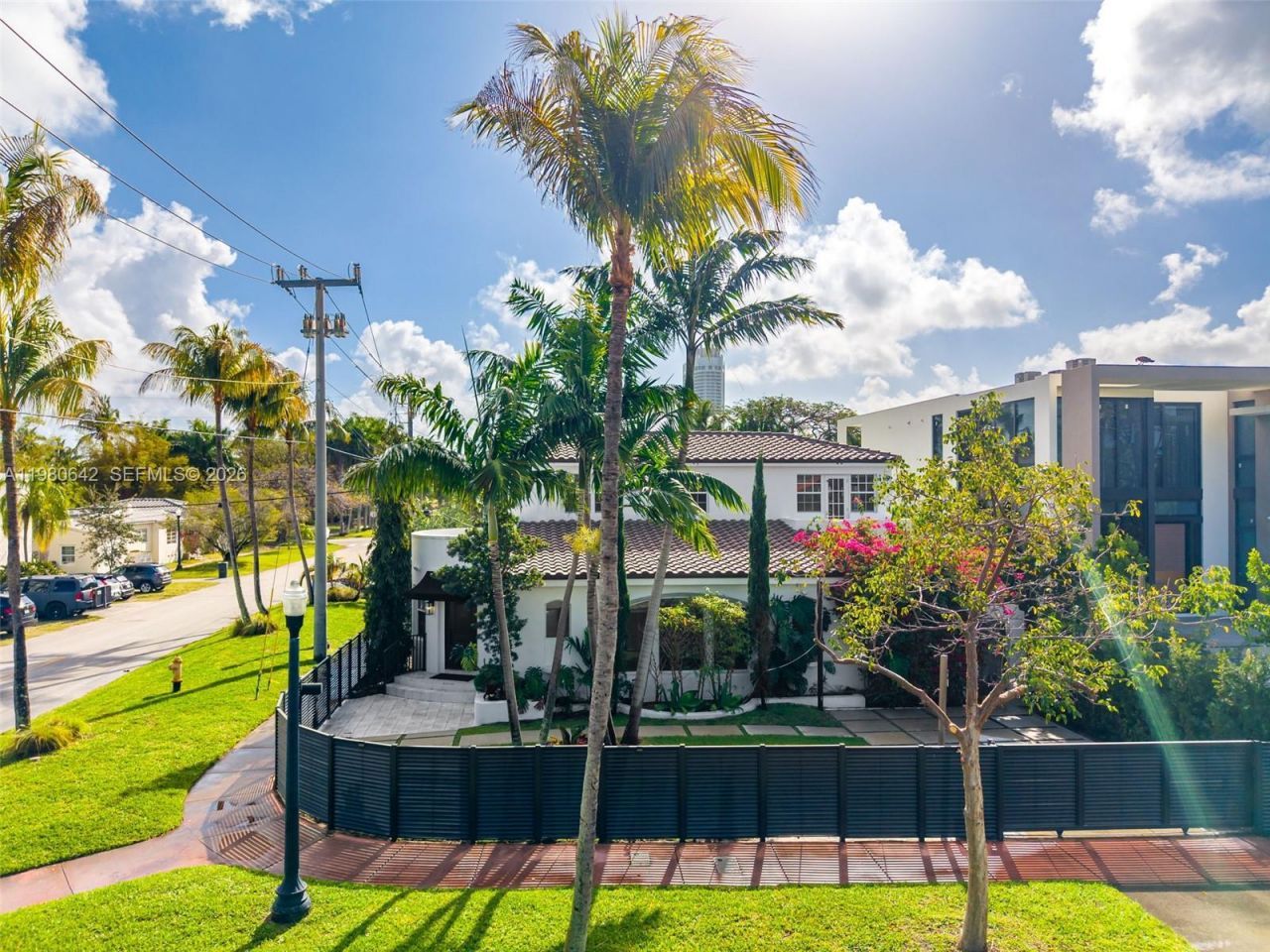 4491 Prairie Ave, Miami Beach, FL 33140 Photo