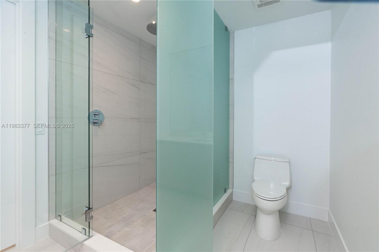 153 N Seabreeze Blvd , Unit 703, Fort Lauderdale, FL 33304 Photo