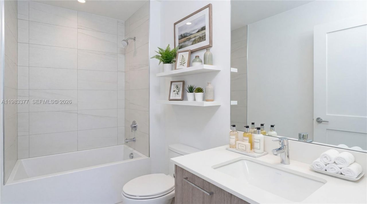 153 N Seabreeze Blvd , Unit 703, Fort Lauderdale, FL 33304 Photo