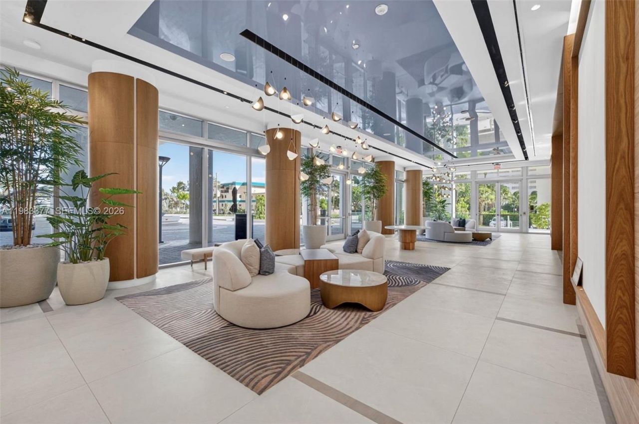 153 N Seabreeze Blvd , Unit 703, Fort Lauderdale, FL 33304 Photo