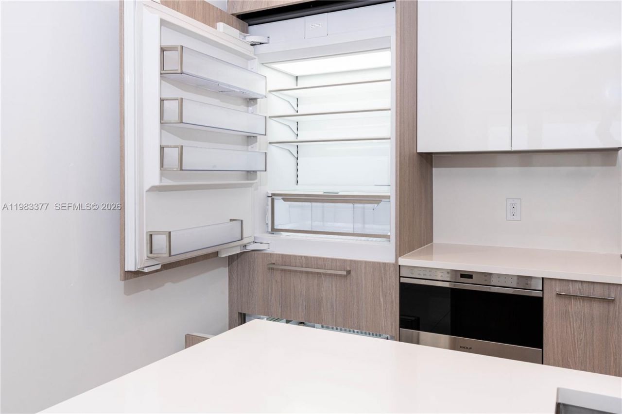 153 N Seabreeze Blvd , Unit 703, Fort Lauderdale, FL 33304 Photo