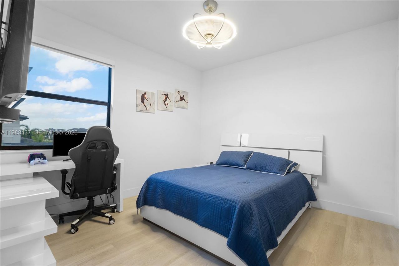 4335 SW 174th Ave , Miramar, FL 33029 Photo