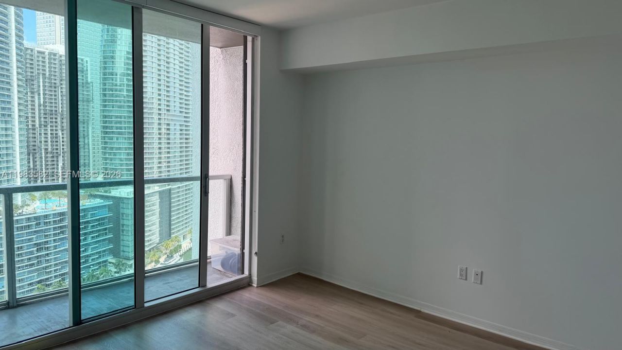500 Brickell Ave, Unit 3005, Miami, FL 33131 Photo