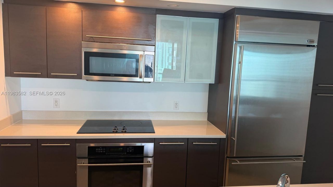 500 Brickell Ave, Unit 3005, Miami, FL 33131 Photo