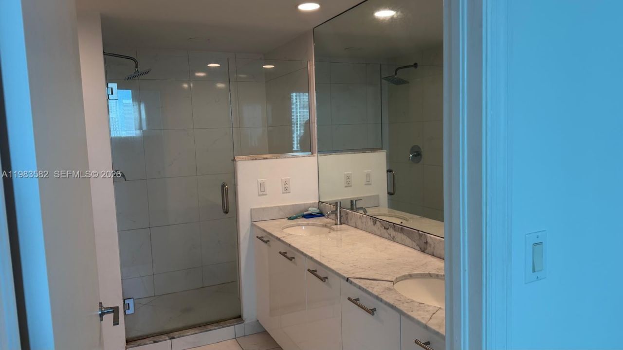 500 Brickell Ave, Unit 3005, Miami, FL 33131 Photo