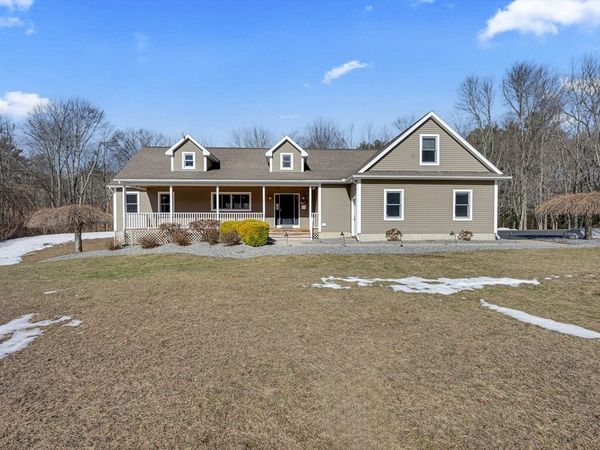 2824 Greenwich Rd, Hardwick, MA 01082