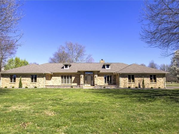 118 Greenbriar Drive , Sikeston, MO 63801