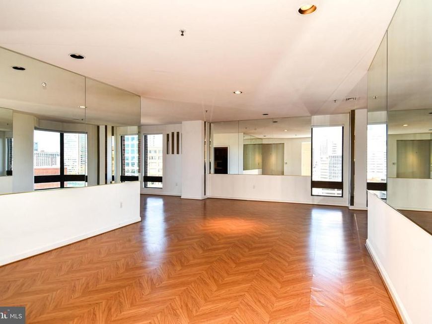 10 E Lee Street, Unit 809, Baltimore, MD 21202 Main Photo