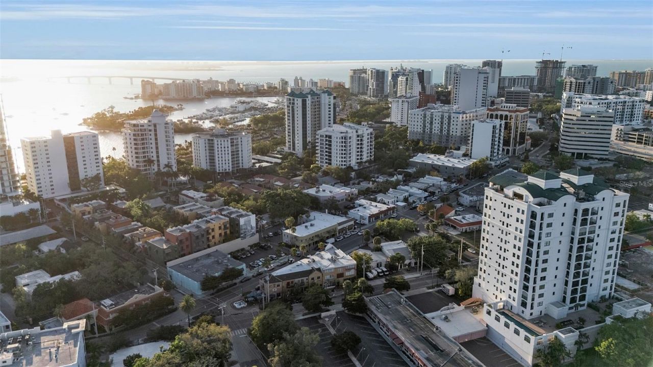 530 S Orange Avenue , Sarasota, FL 34236 Photo