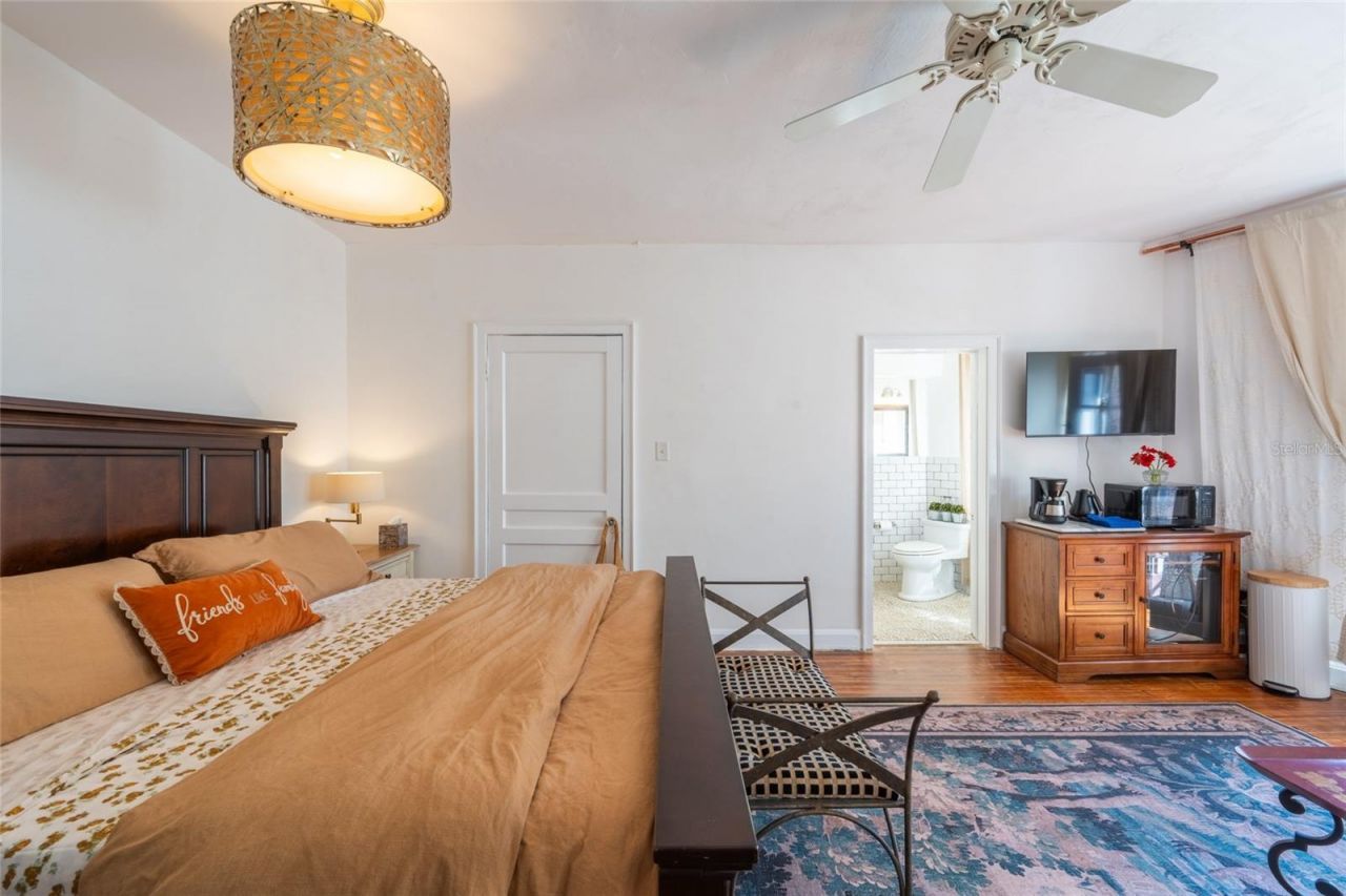 530 S Orange Avenue , Sarasota, FL 34236 Photo