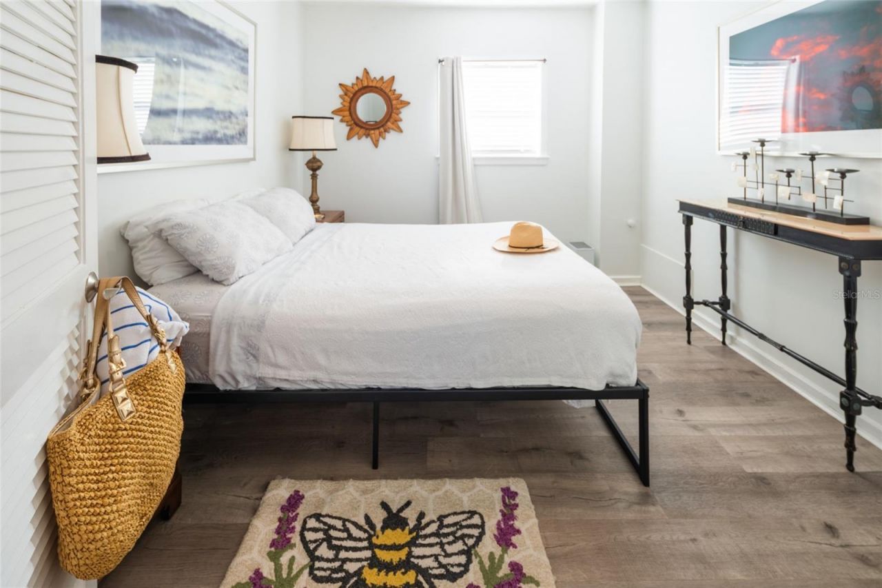 530 S Orange Avenue , Sarasota, FL 34236 Photo