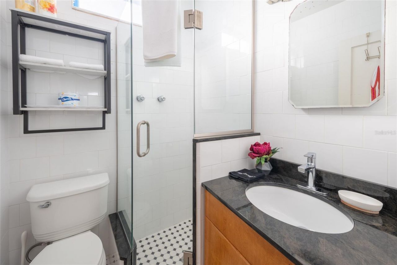 530 S Orange Avenue , Sarasota, FL 34236 Photo