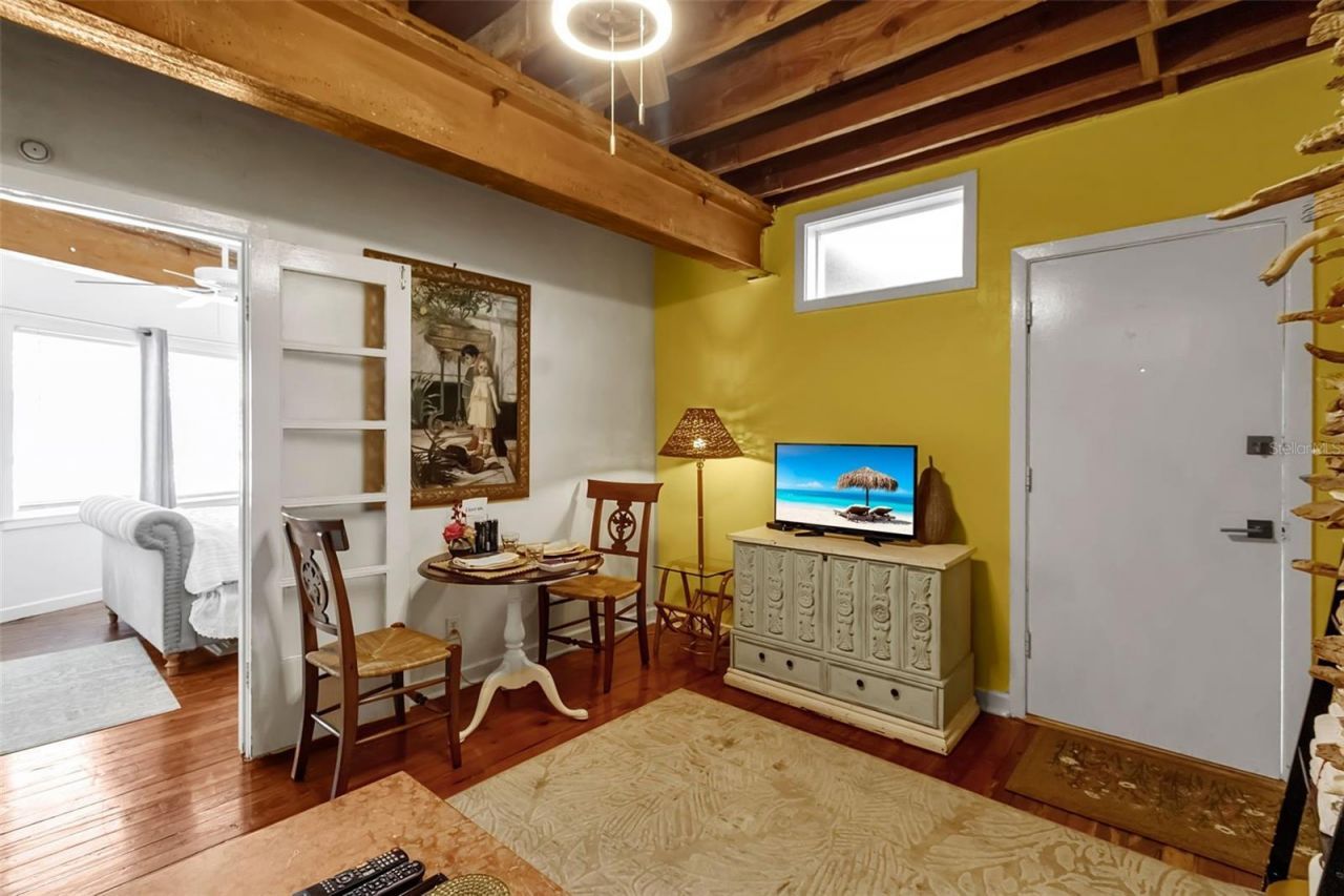 530 S Orange Avenue, Sarasota, FL 34236 Photo