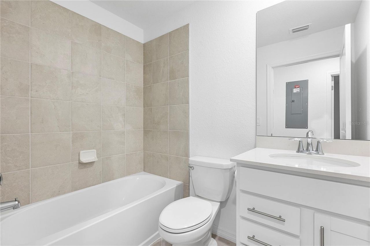 15265 Green Acres Avenue, Unit 214, Punta Gorda, FL 33982 Photo