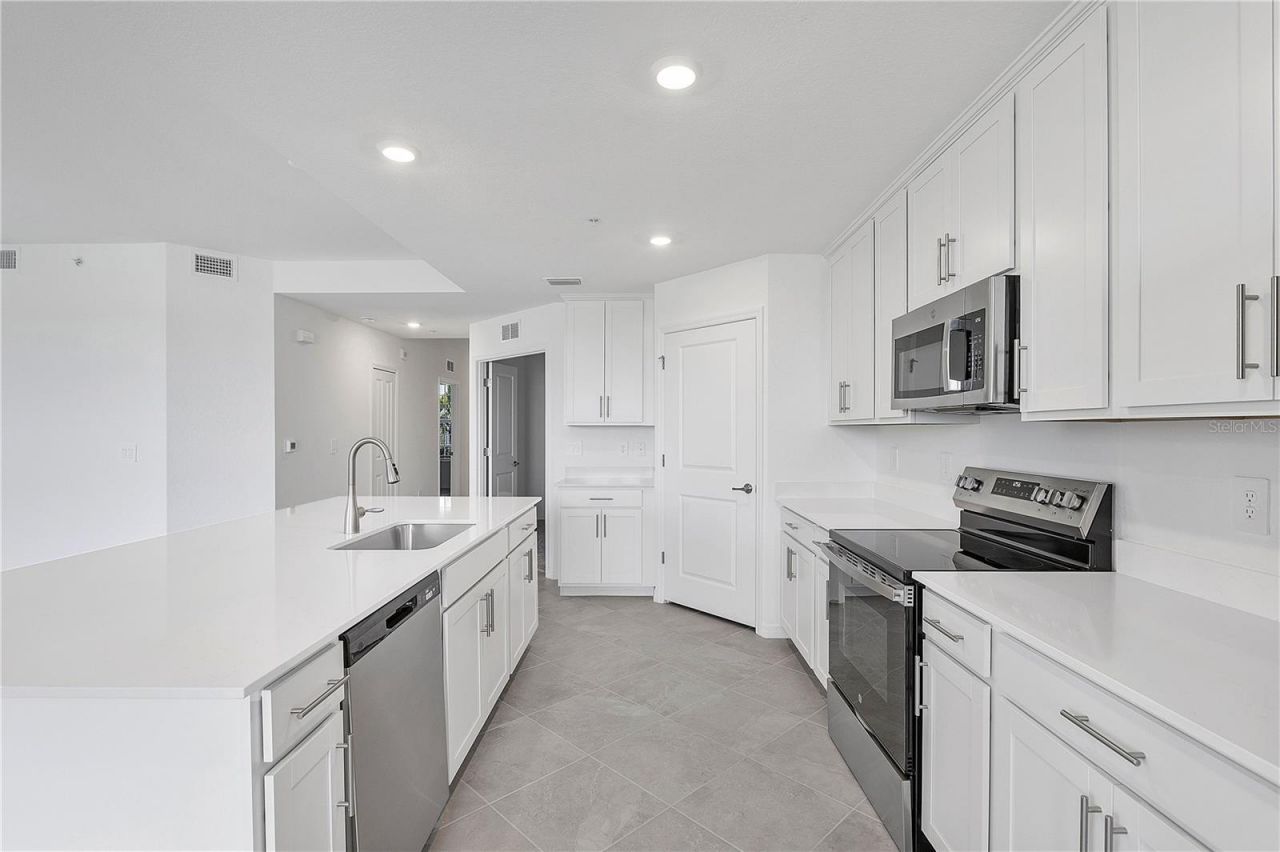 15265 Green Acres Avenue, Unit 214, Punta Gorda, FL 33982 Photo