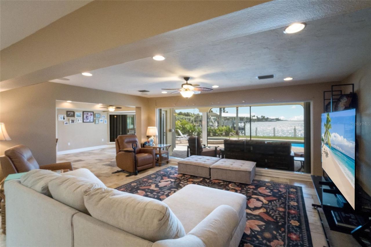 90 Buccaneer Bend, Placida, FL 33946 Photo