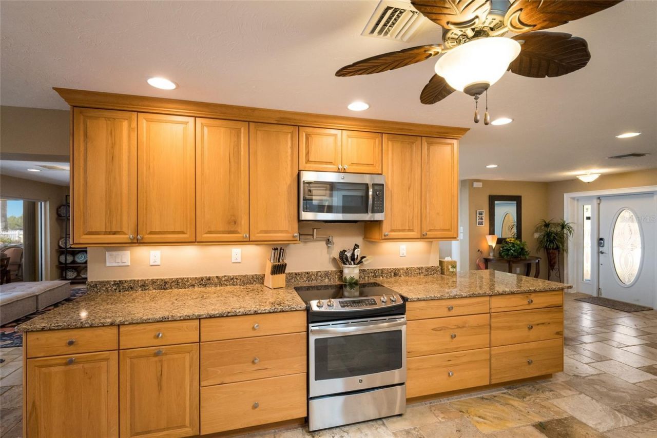 90 Buccaneer Bend, Placida, FL 33946 Photo