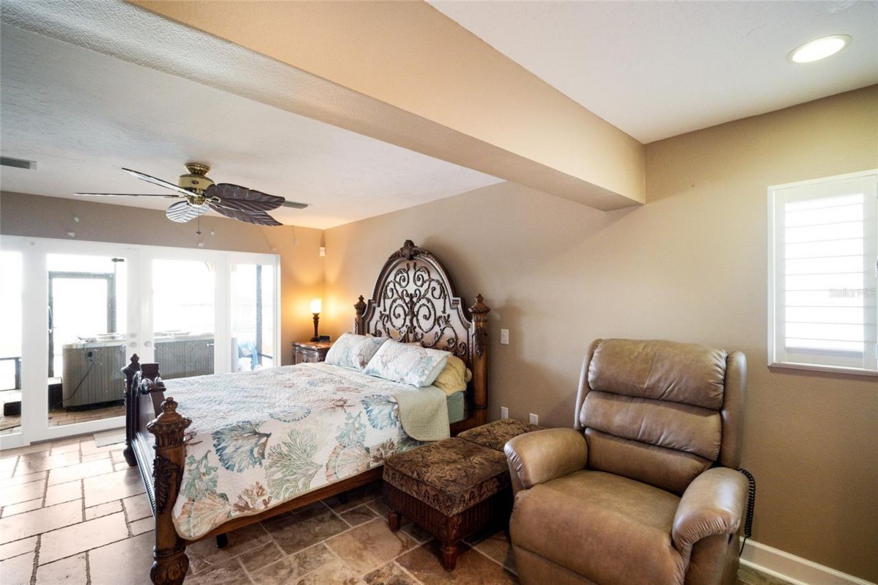 90 Buccaneer Bend, Placida, FL 33946 Photo