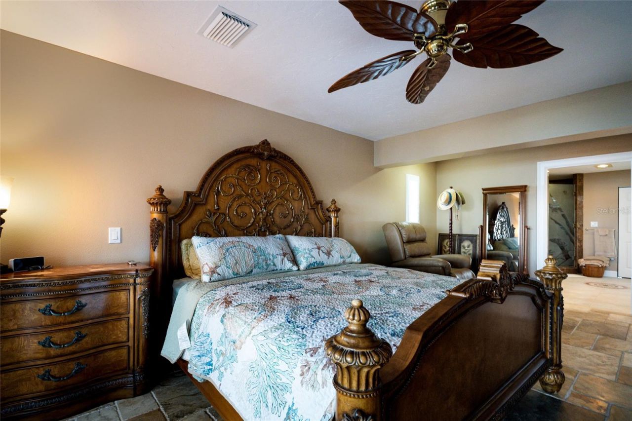 90 Buccaneer Bend, Placida, FL 33946 Photo