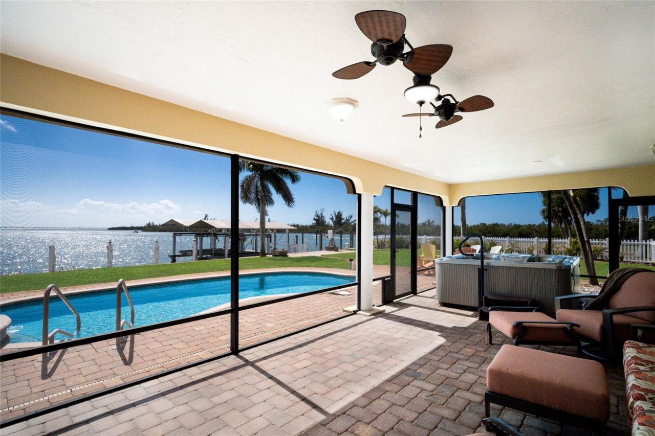 90 Buccaneer Bend, Placida, FL 33946 Photo